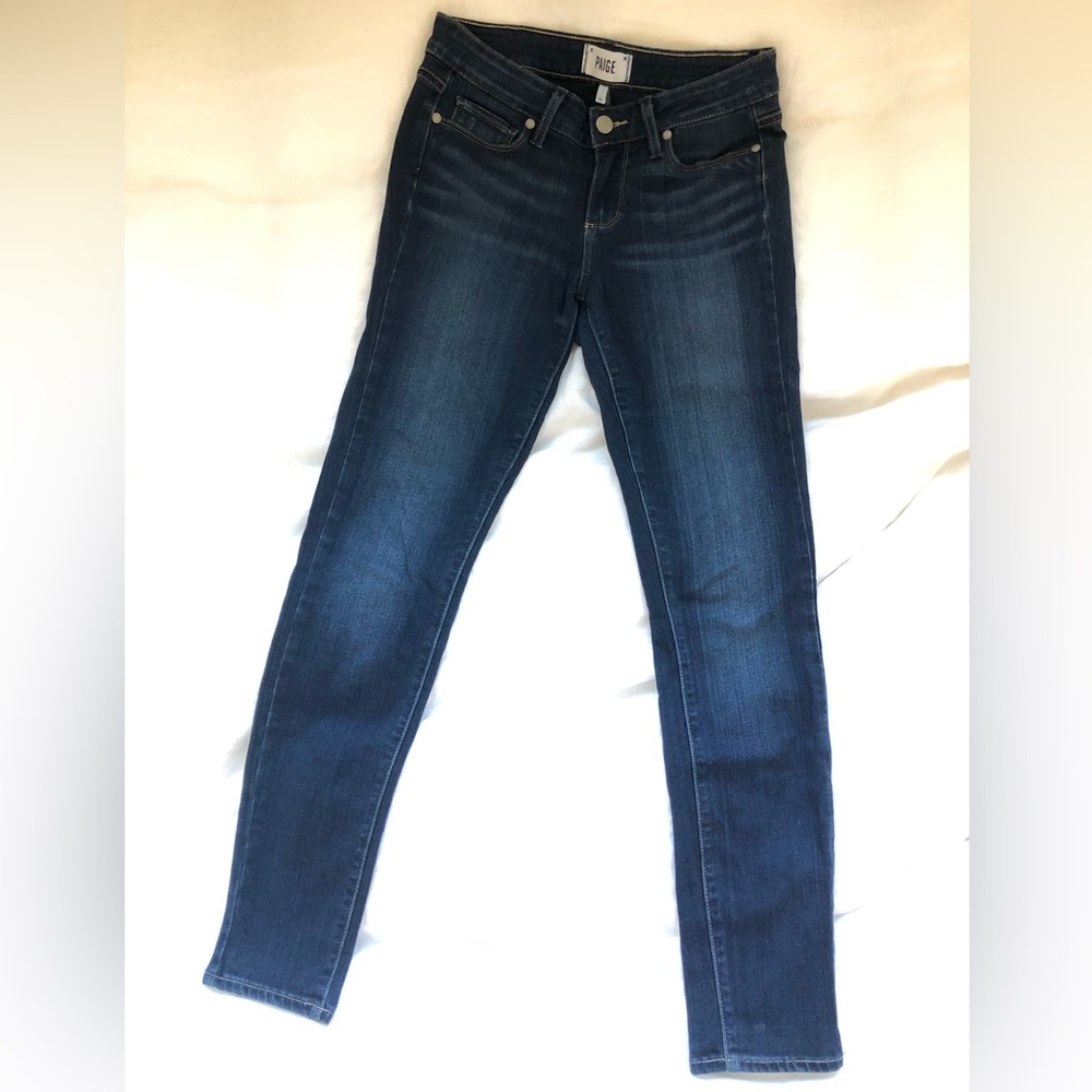 PAIGE verdugo, ankle inseam 28”, mid-rise 8”, color Nottingham.